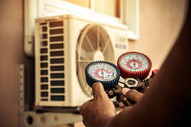 Professional Hvac technician working in Ivanhoe, CA